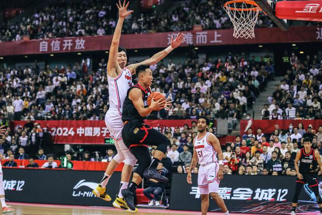 圳祭出烤豹式杨鸣咋办辽宁两连胜危险了深(图6)