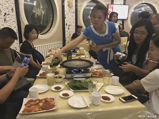 顿都吃啥：玉米饭、泡菜、大酱汤作为我们邻居普通朝鲜人一天三(图1)