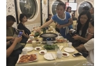 顿都吃啥：玉米饭、泡菜、大酱汤作为我们邻